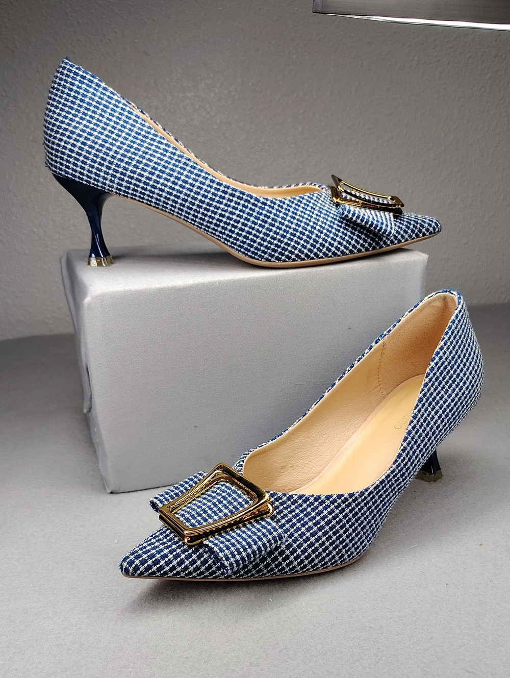 C.Paravano Pumps W/Blue and White Tweed - Size 38 - GORGEOUS